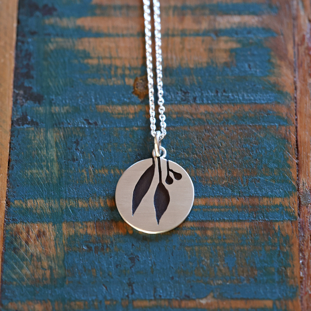 Petite Gum Leaf Pendant Black